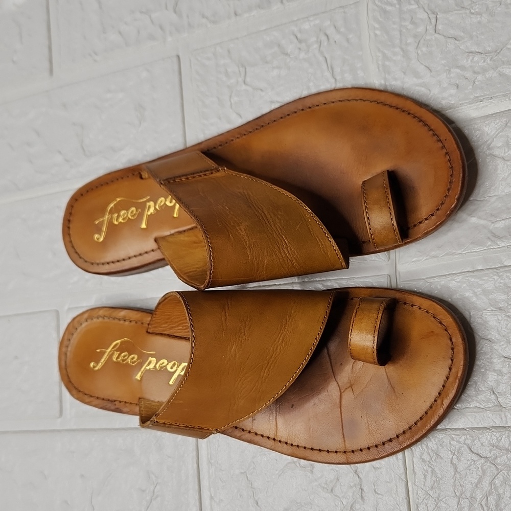 Free People Cognac Leather Toe-Loop Sandals - Picture 2 of 8